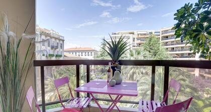 APARTMENT TERRACE, OLD FACE-NICE, ELEVATOR, CLIM, WIFI