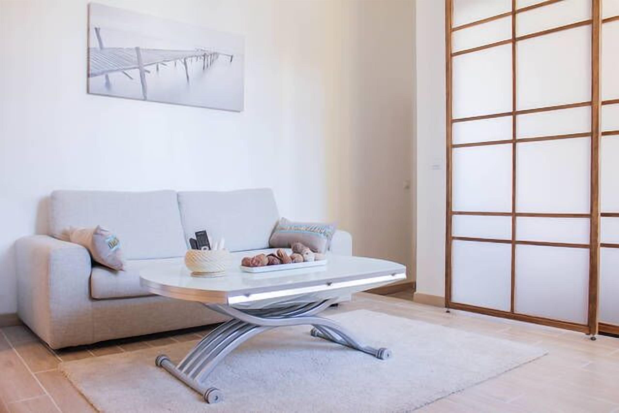 Télévision, chaîne hi-fi