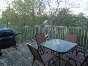 Outdoor dining - Great center of historic districts on Water Street (Charlottetown)