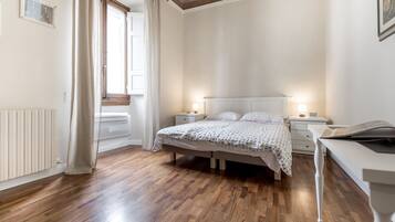 2 Schlafzimmer, Internetzugang, BettwÀsche