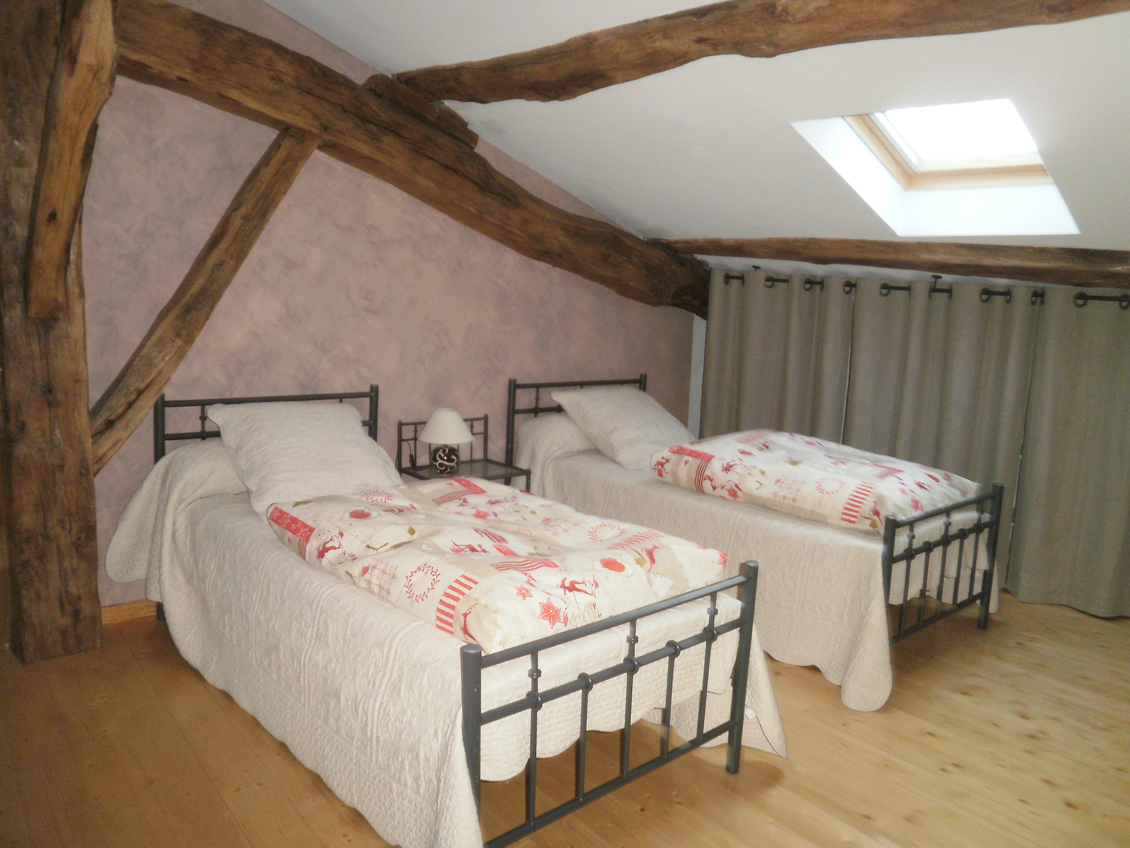 2 bedrooms, desk, iron/ironing board, free WiFi