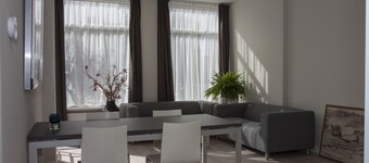 Romantic apartment near Beach Shops and Station