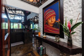 Interior - Breakfast With Toucans And Monkeys (San Miguel)