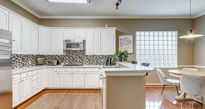 6 sänkyä-3BR / 3. 5BA-ylellisesti päivitetty Montrose / River Oaks -puut ja graniitit