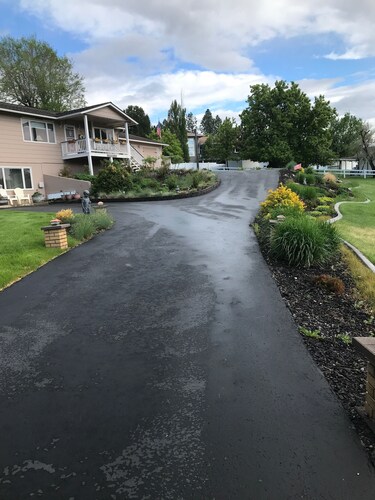 Rentoudu kaupungin ylitse tilavissa huoneissa upeilla näkymillä - lemmikit tervetulleita