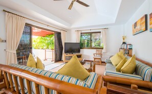 Smart TV, tenis de mesa, libros y videoteca 