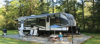 Luxury Cascade River Camping - Gateway to North Cascades National Park  