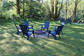 Property grounds - Luxury Cascade River Camping - Gateway to North Cascades National Park (Marblemount)