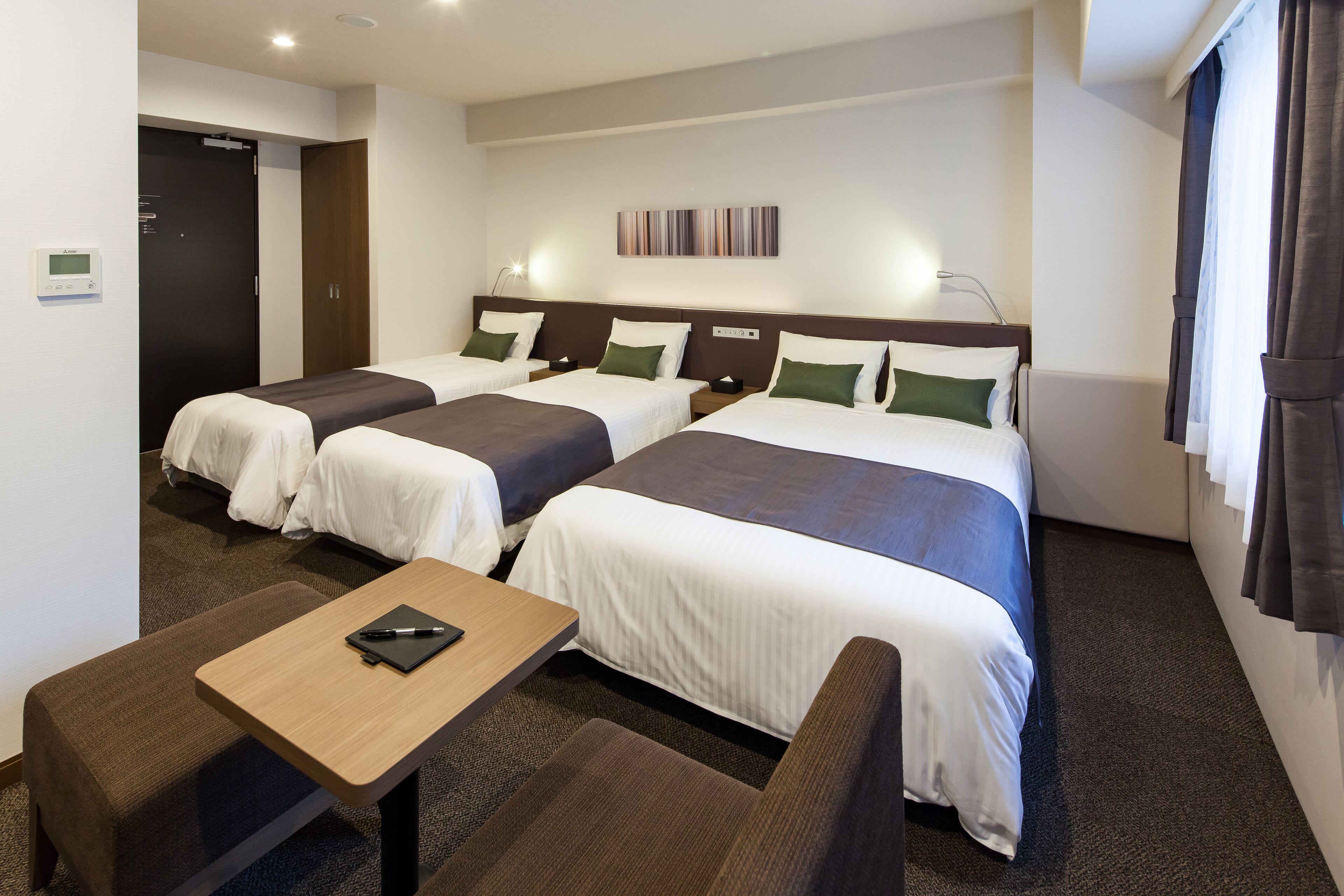 family room | down duvets, desk, free wifi, bed sheets