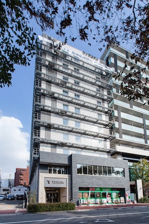 Fachada de la propiedad