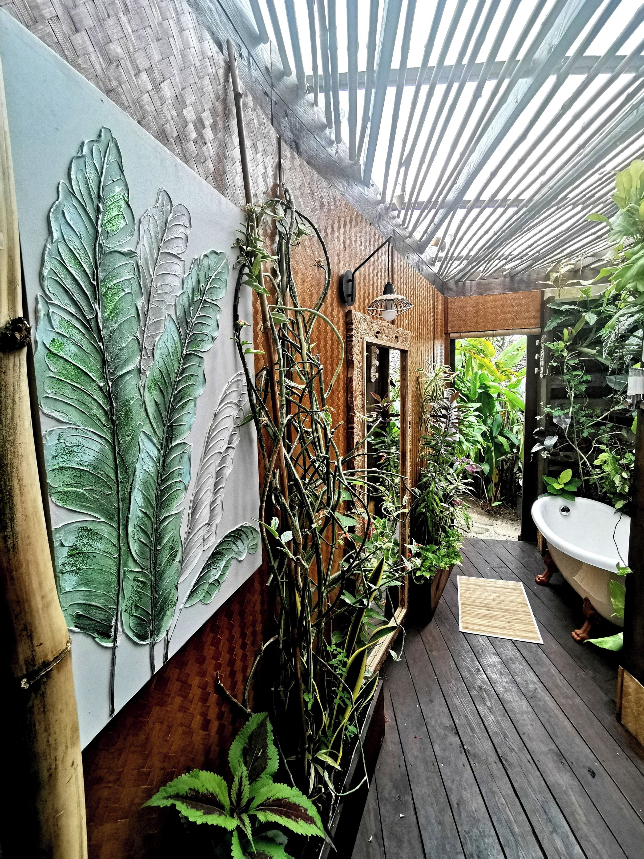 romantic suite | bathroom | designer toiletries, hair dryer, towels, soap