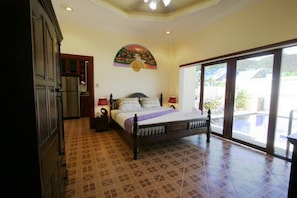 Villa 2 (3 Bedrooms) | Premium bedding, individually decorated, individually furnished - Majestic Villas Phuket (Rawai)