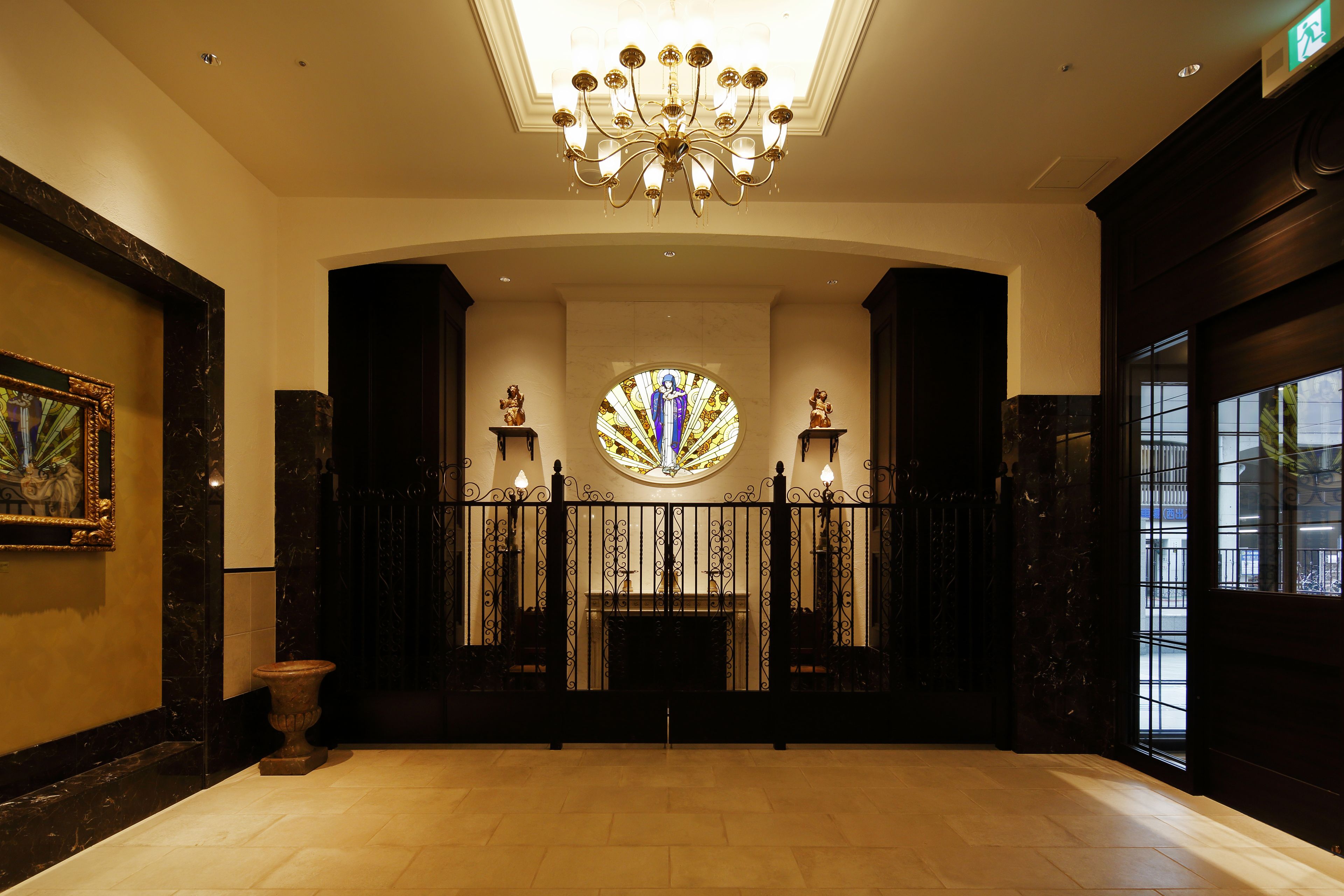 lobby
