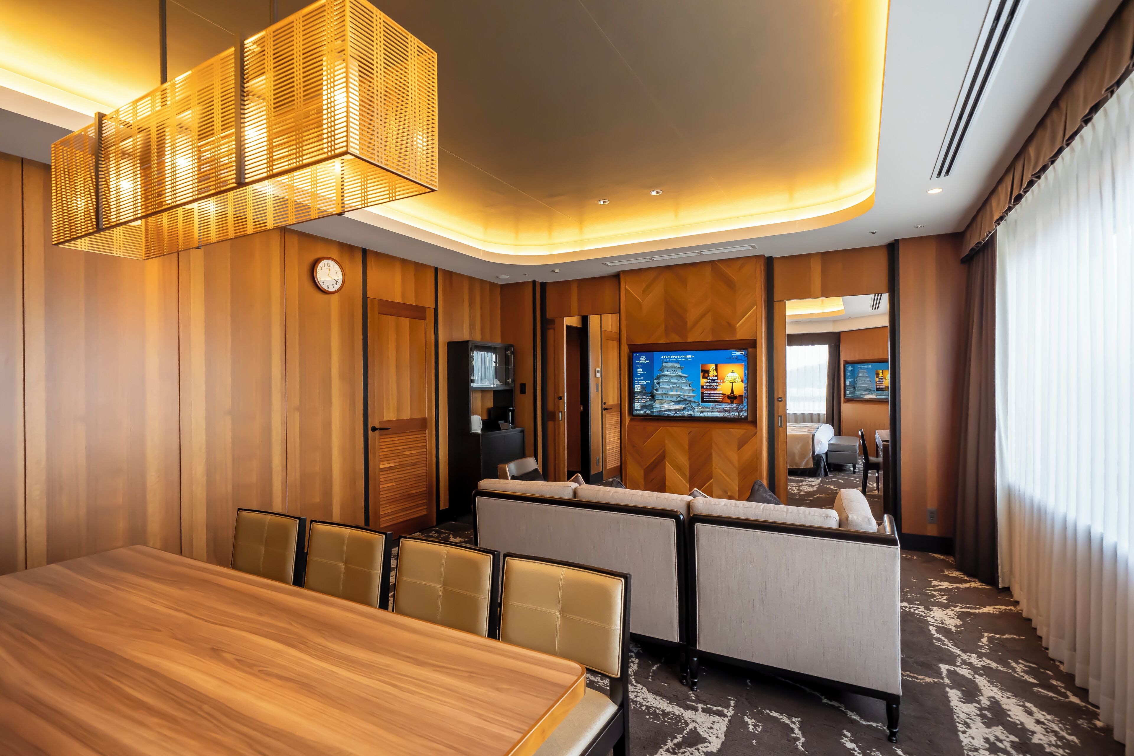 皇室客房, 非吸煙房 (Suite) | 客廳 | 平面電視