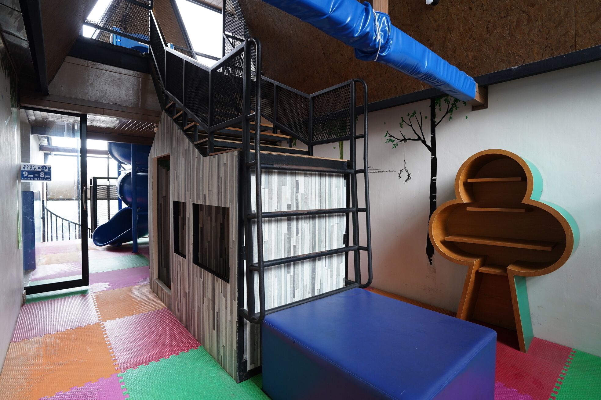 children’s play area – indoor