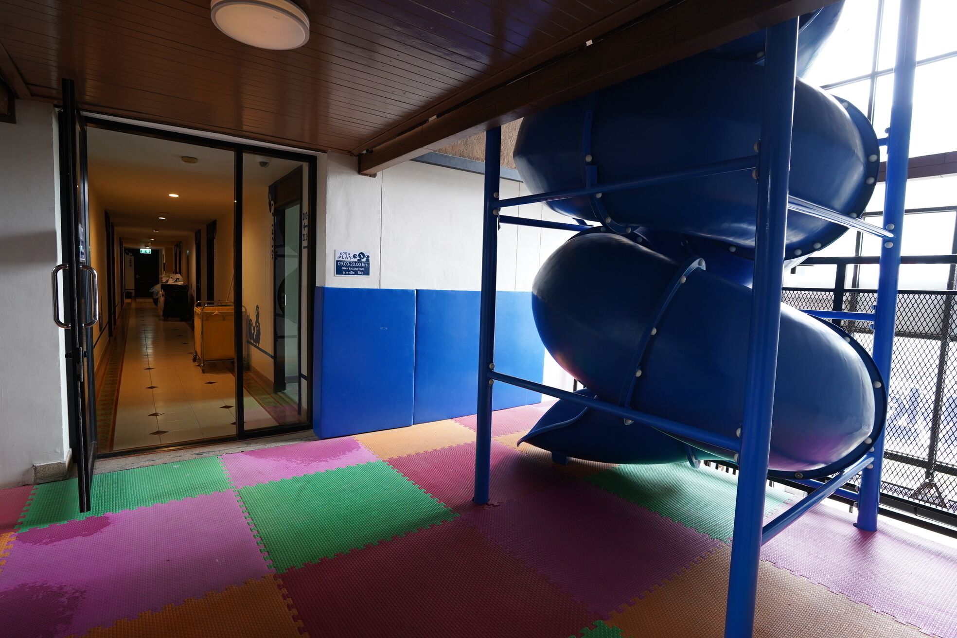 children’s play area – indoor