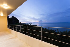 Deluxe Villa | Pemandangan balkoni