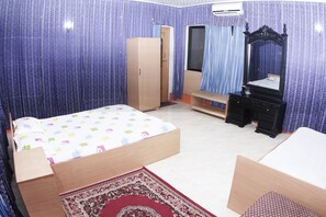 Standard Single Room, Multiple Beds | Desk, bed sheets - Hill View Rest House (Sreemangal)
