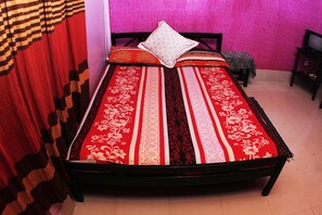 Deluxe Bungalow, 2 Bedrooms, Non Smoking | Desk, free rollaway beds, free WiFi - Nilbarno Cottage (Kamalganj)