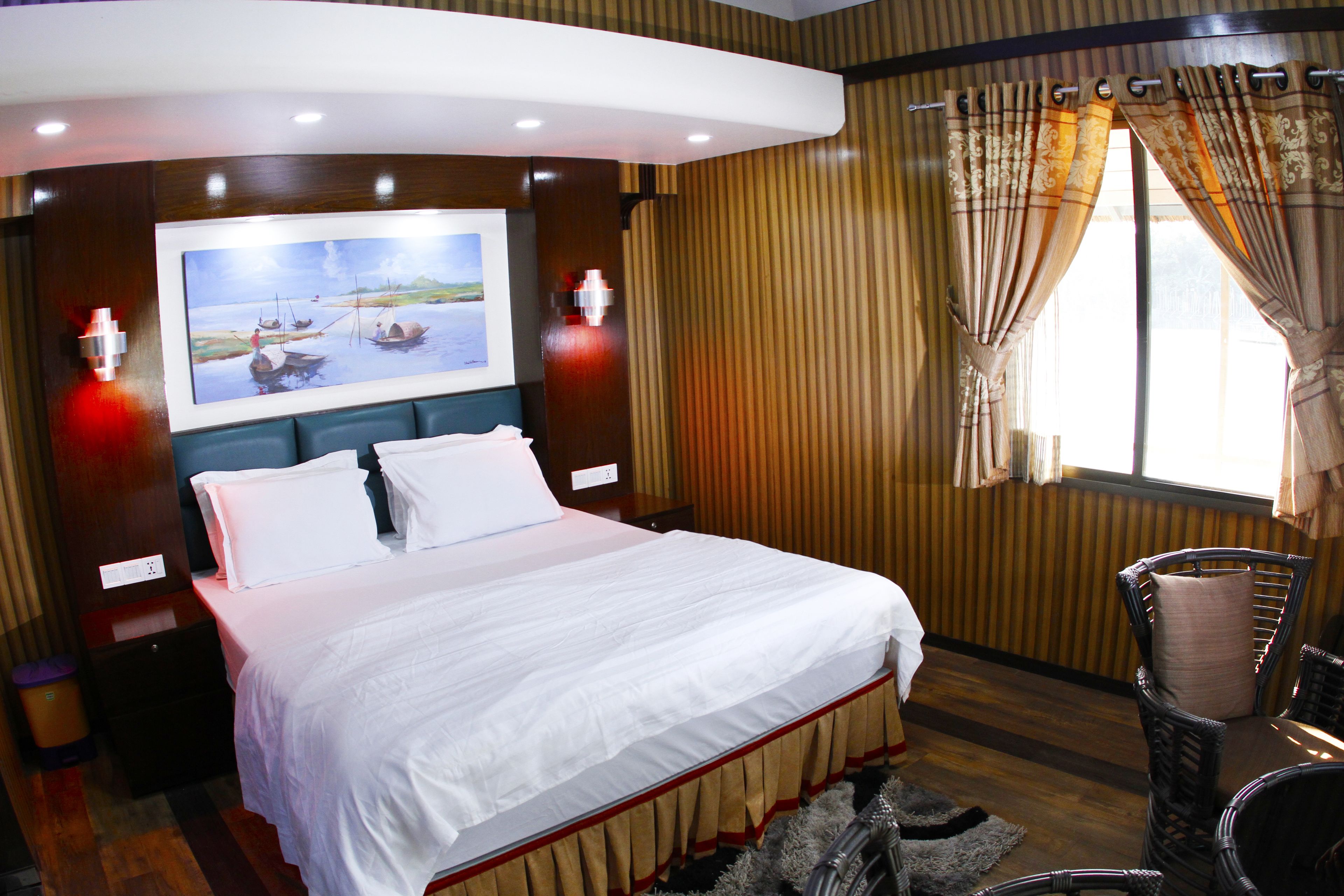 Suite exclusiva, 1 cama Queen size, vista a la alberca, sobre el agua | Escritorio, wifi gratis y ropa de cama 