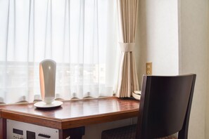 Desk, free WiFi, bed sheets