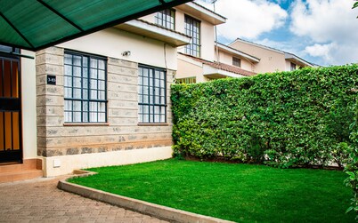 Karolinas Homestay Near JKIA