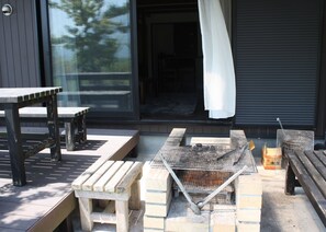 Rumah, 2 kamar tidur (Holiday) | Teras/patio
