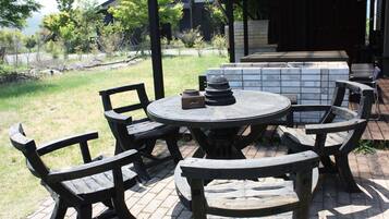 Two-Bedroom + Japanese-Style Room Holiday Home | Terrace/patio
