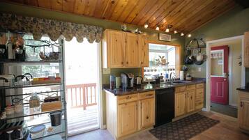 Desayuno de autoservicio incluido todos los días