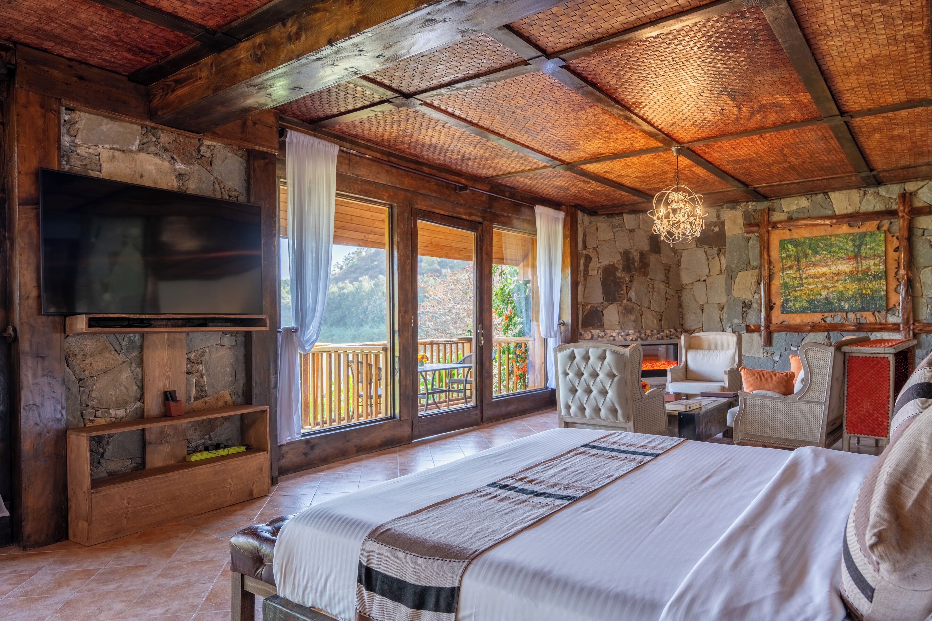 Presidential Room | Premium bedding, minibar, in-room safe, desk