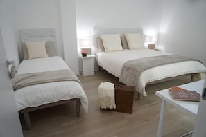 3 phòng ngủ, bộ trải giường bằng vải Frette của Ý