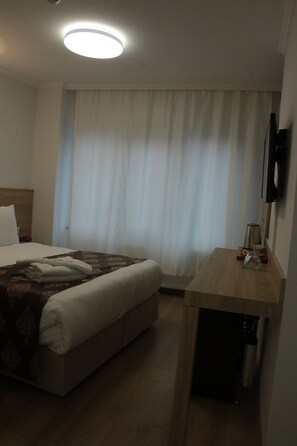 In-room safe, desk, free WiFi - Bridge Aparts (Istanbul)
