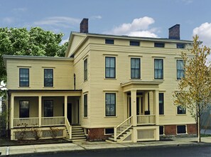 ด้านหน้าที่พัก