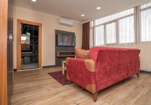 1 habitación, escritorio, sistema de insonorización y wifi gratis