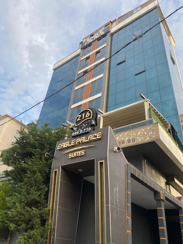  216 Eagle Palace Suite