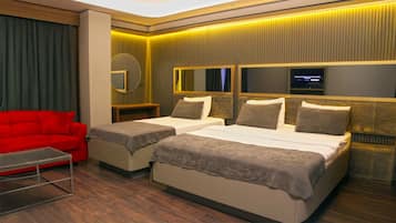 Deluxe Twin Room | Premium bedding, minibar, soundproofing, free WiFi