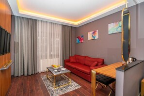 デラックス ルーム 1 ベッドルーム | 高級寝具、ミニバー、防音設備、WiFi (無料)