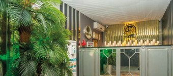  216 Eagle Palace Suite