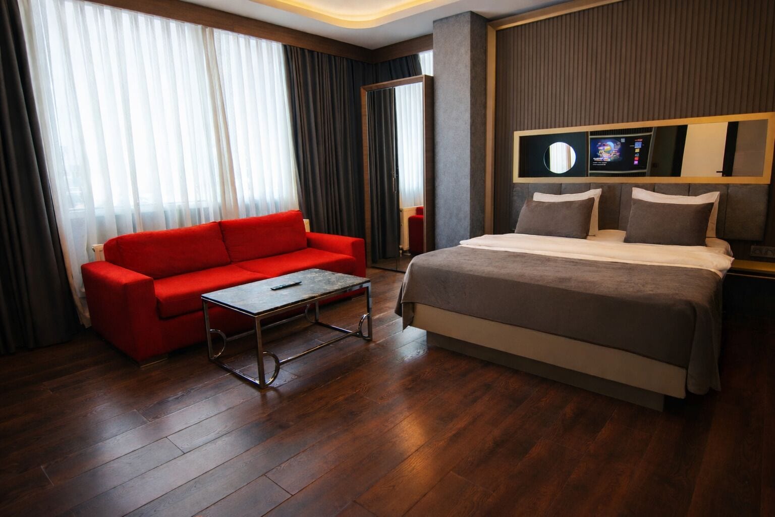 Elite Room, 1 Bedroom | Premium bedding, minibar, in-room safe, blackout curtains