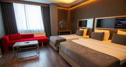 216 Eagle Palace Suite