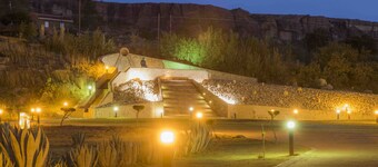 萨巴博秀文化村酒店