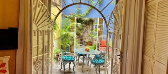  Boutique Hotel Casa Camellia