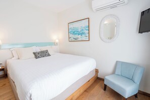 Suite One Bedroom - Silene | 高档床上用品、加厚床垫、迷你吧、客房内保险箱