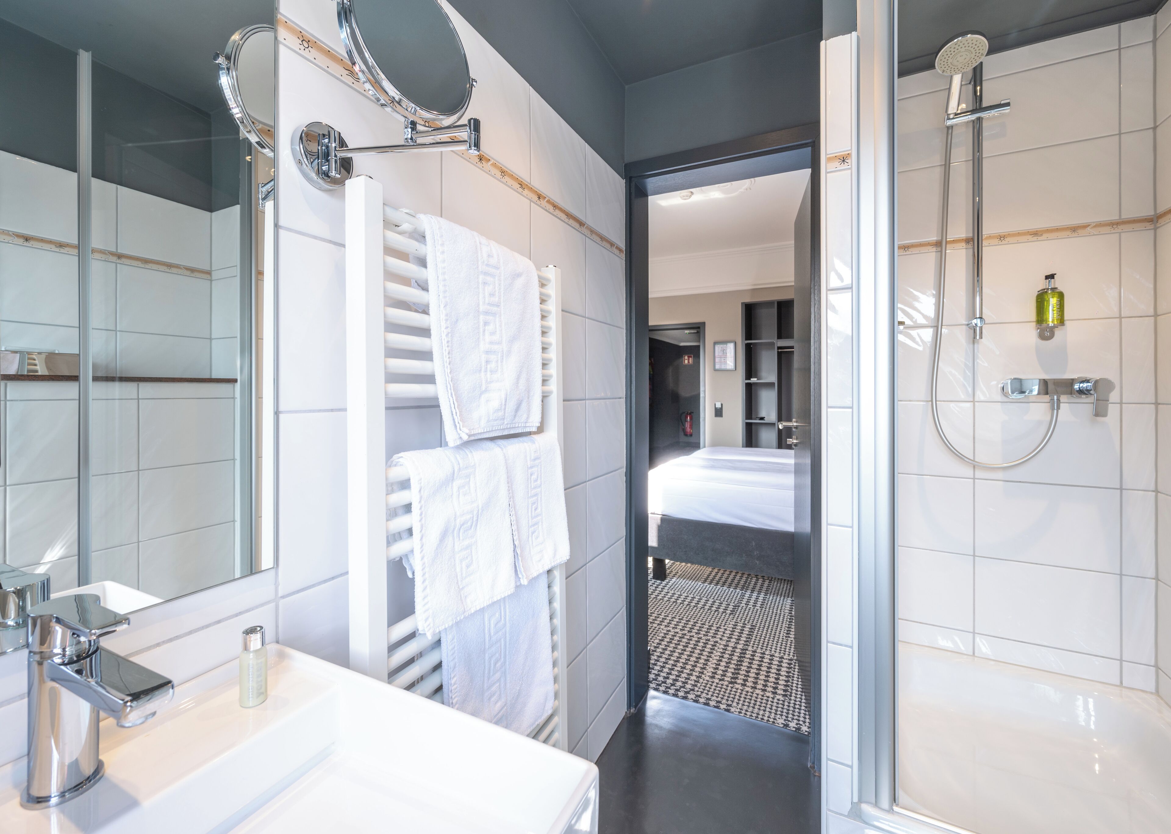 Photo - The Midtown Hotel