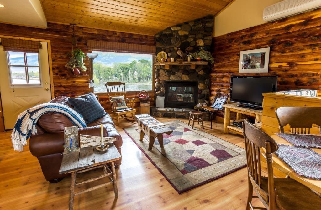 Panoramic House, 2 Bedrooms, River View | Living room