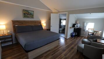 Cortinas blackout, tabla de planchar con plancha y wifi gratis