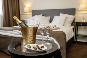 Room service - dining