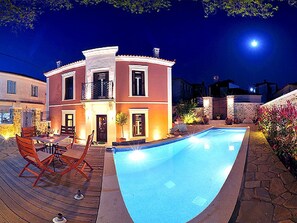 Utomhuspool