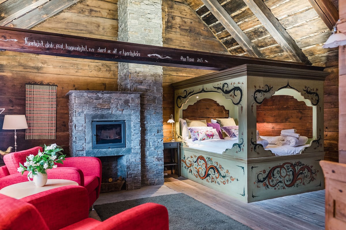 Suite Junior | Con stile personalizzato, con arredamento individuale, una scrivania