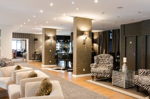 Sala de estar en el lobby